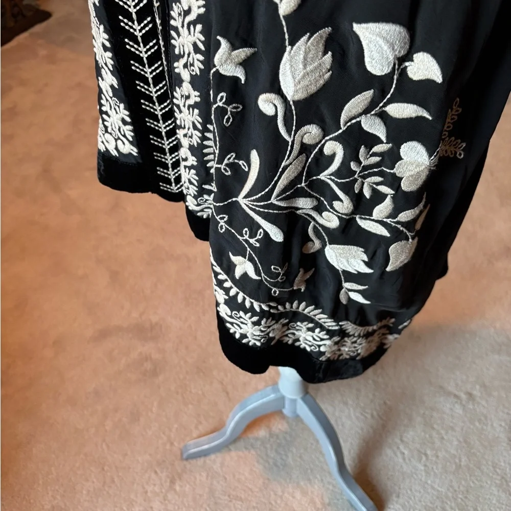 Sundance Left Bank Embroidered Velvet Cardigan Long Sleeve Black Size Small NWOT - Picture 4 of 14